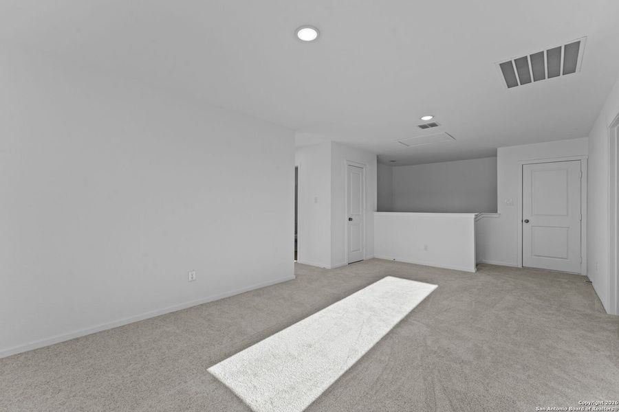 Spacious, unfurnished interior of a new home in Friendship Oaks, Fredericksburg (Image 23). Spacious, unfurnished interior of a new home in Friendship Oaks, Fredericksburg (Image 23).