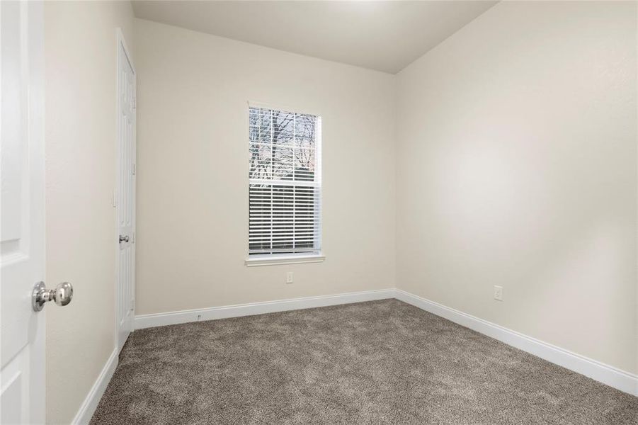 Spacious, unfurnished interior of a new home in , Bonham (Image 20).