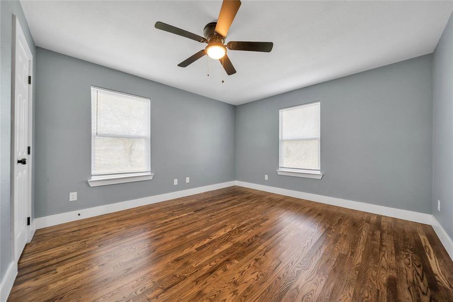 Spacious, unfurnished interior of a new home in , Kemp (Image 18).