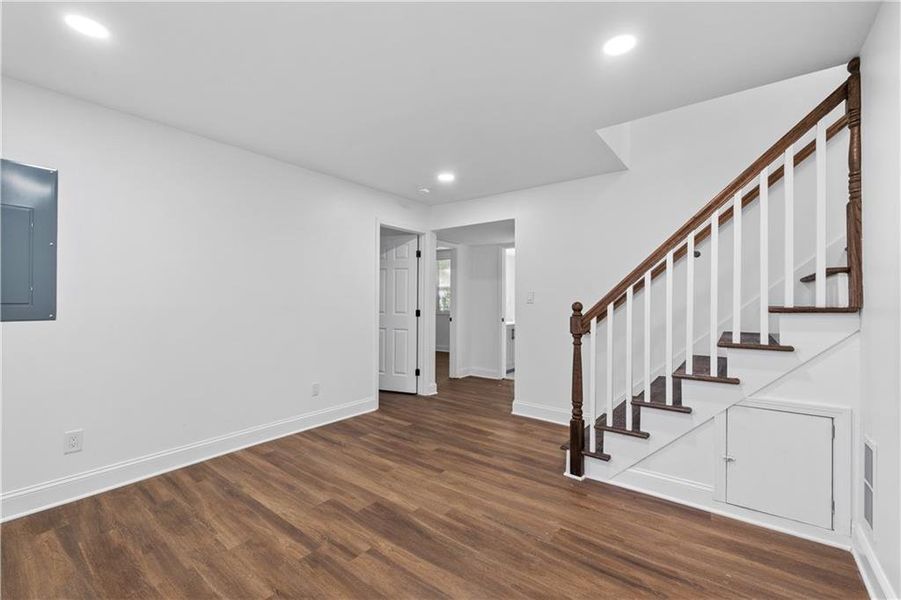 Spacious, unfurnished interior of a new home in , East Point (Image 33).