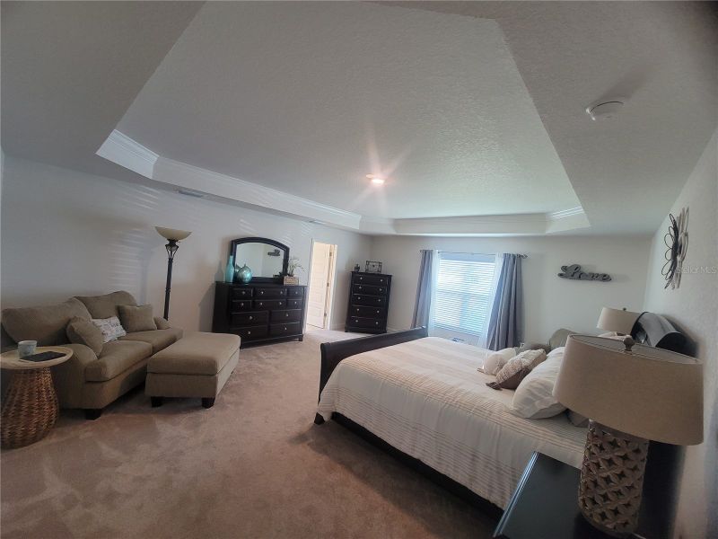 Furnished interior view inside a new home in Ocala Waterway / Kingsland Country Estates, Ocala (Image 5).