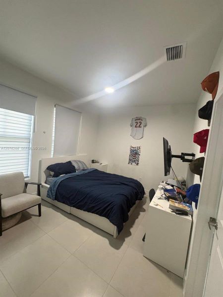 Furnished interior view inside a new home in , Miami (Image 31).