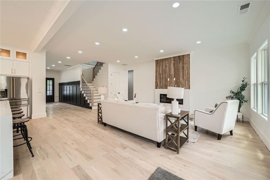 Furnished interior view inside a new home in , Grayson (Image 7).