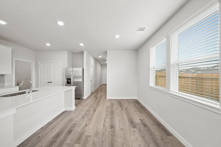 Image 22 of a home in Valor Park.