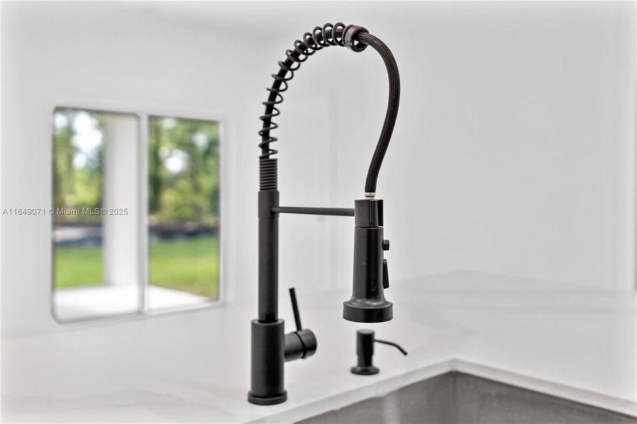 Image 19 of a home in . Image 19 of a home in .