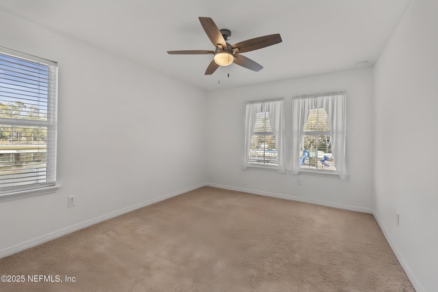 Spacious, unfurnished interior of a new home in Bradley Pond, Jacksonville (Image 24).