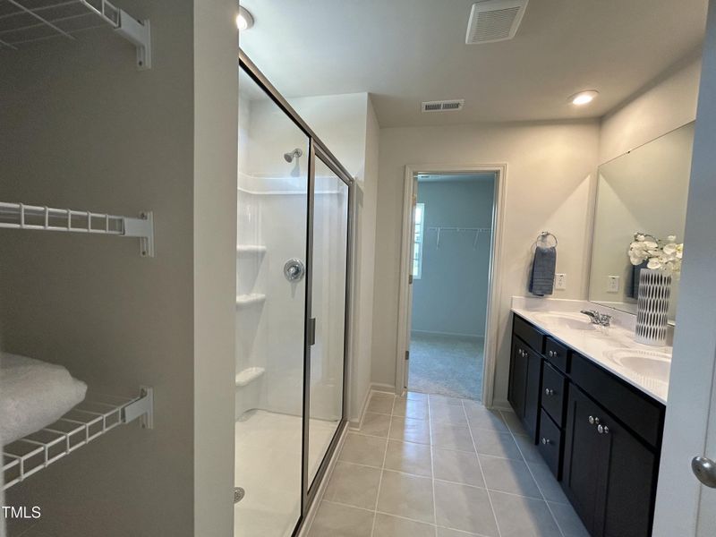 JR 13 Camden Owner's Bath (Staged) JR 13 Camden Owner's Bath (Staged)