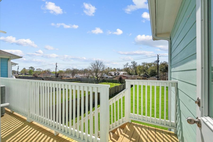 Exterior details and patio area of a home in , La Porte (Image 15).