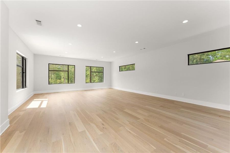 Spacious, unfurnished interior of a new home in , Hoschton (Image 36).