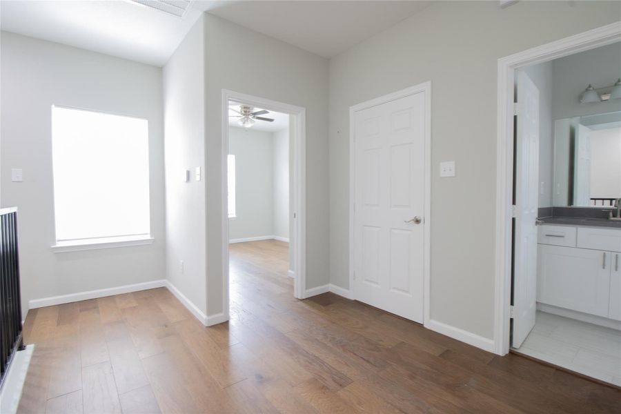 Image 22 of a home in .