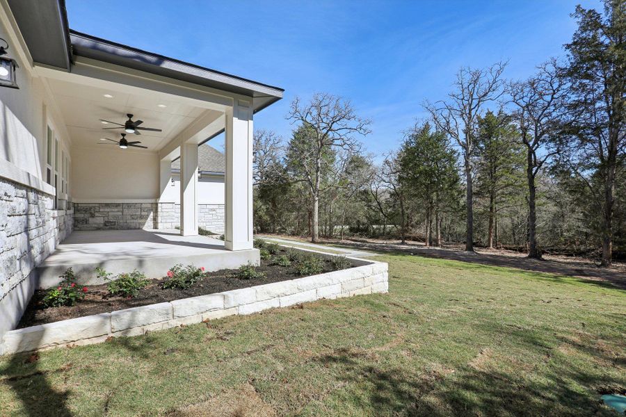 Exterior details and patio area of a home in , Elgin (Image 3).