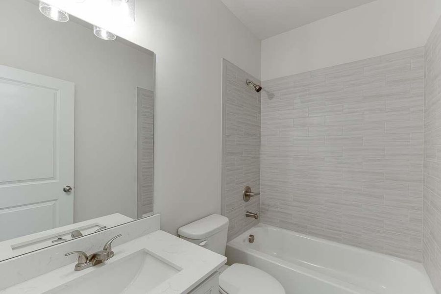 Furnished interior view inside a new home in , Jefferson (Image 7).