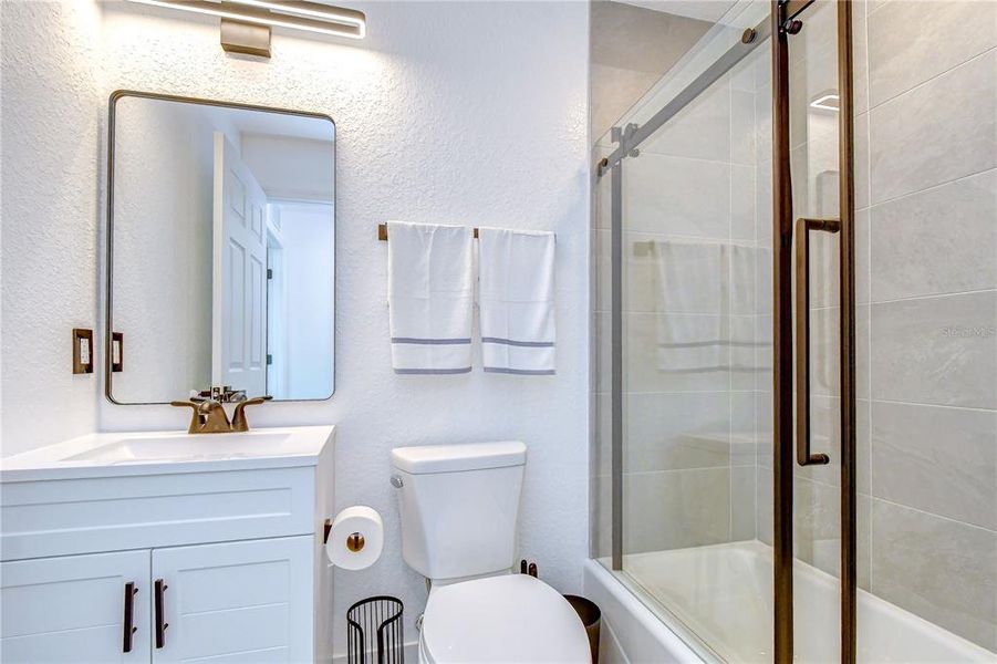 Furnished interior view inside a new home in , Bradenton (Image 4).