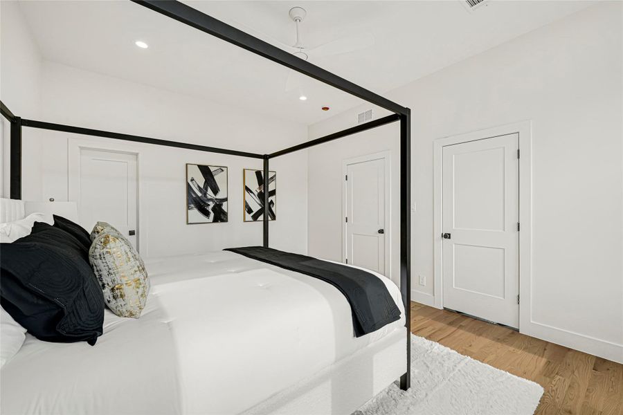 Furnished interior view inside a new home in , Houston (Image 14).