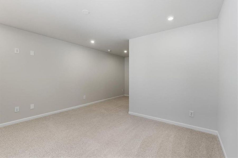 Spacious, unfurnished interior of a new home in Park Center Pointe, Austell (Image 21).