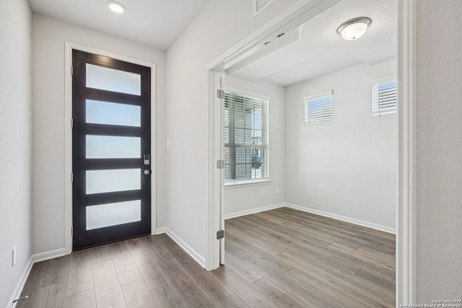 Spacious, unfurnished interior of a new home in Sagebrooke - Premier Series, San Antonio (Image 33). Spacious, unfurnished interior of a new home in Sagebrooke - Premier Series, San Antonio (Image 33).
