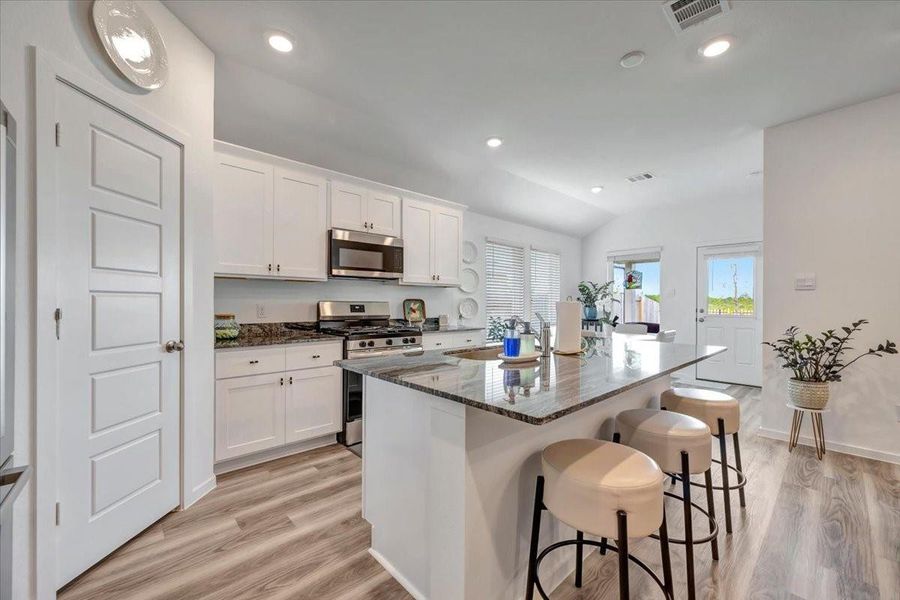 Furnished interior view inside a new home in Pelican Pointe, Texas City (Image 8).