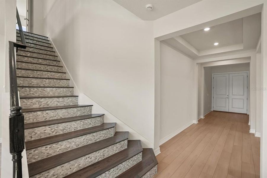 Spacious, unfurnished interior of a new home in , Orlando (Image 24).