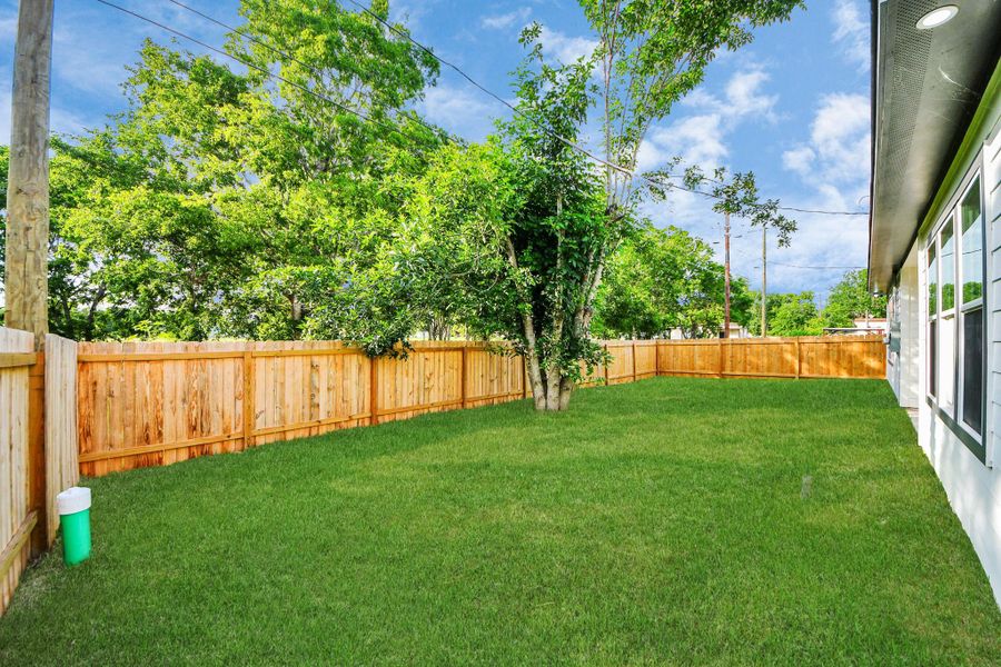 Image 37 of a home in . Image 37 of a home in .