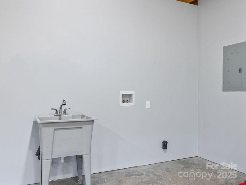 Spacious, unfurnished interior of a new home in , Rutherfordton (Image 9). Spacious, unfurnished interior of a new home in , Rutherfordton (Image 9).