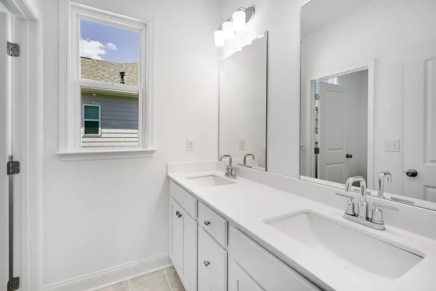Furnished interior view inside a new home in Bennett Farm, Loganville (Image 7).