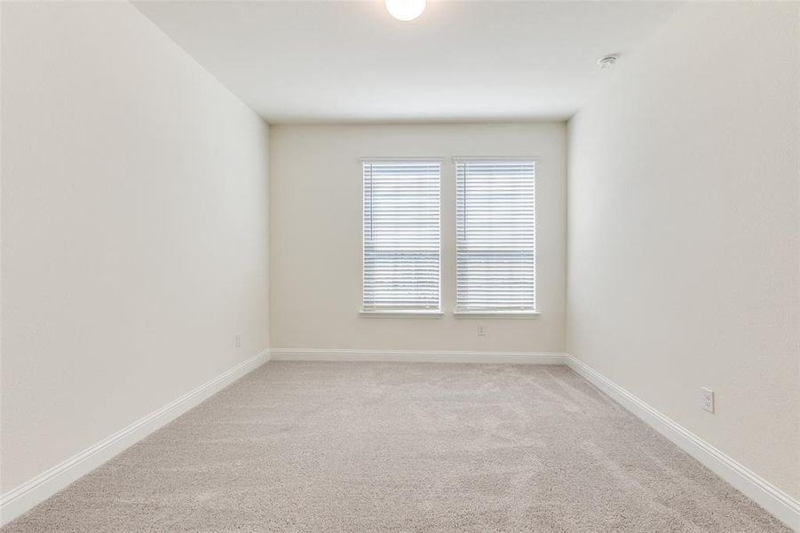 Spacious, unfurnished interior of a new home in Sierra Vista at Kelly Ranch, Aledo (Image 14).