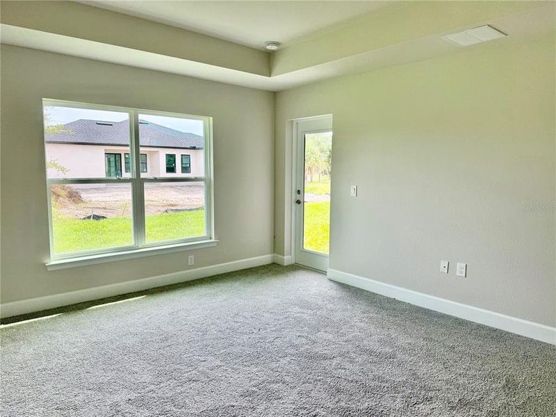 Spacious, unfurnished interior of a new home in South Gulf Cove, Port Charlotte (Image 27).