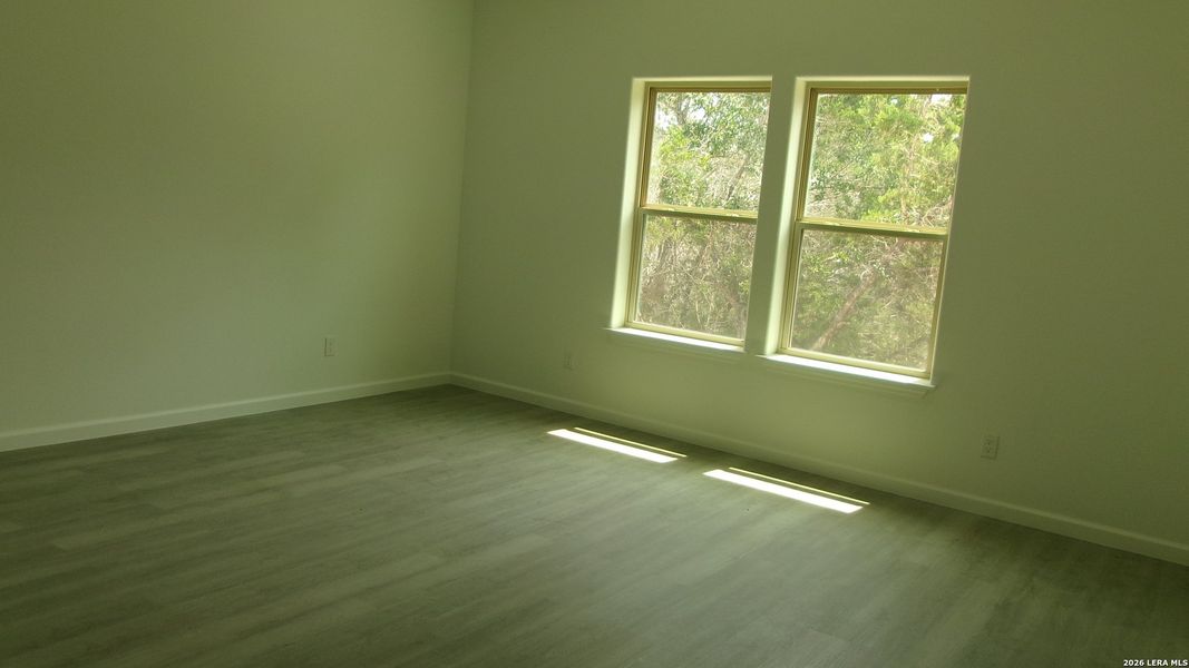 Spacious, unfurnished interior of a new home in , Fischer (Image 19).