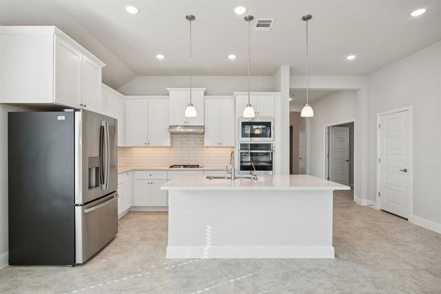 3802 Belleview Place 3802 Belleview Place