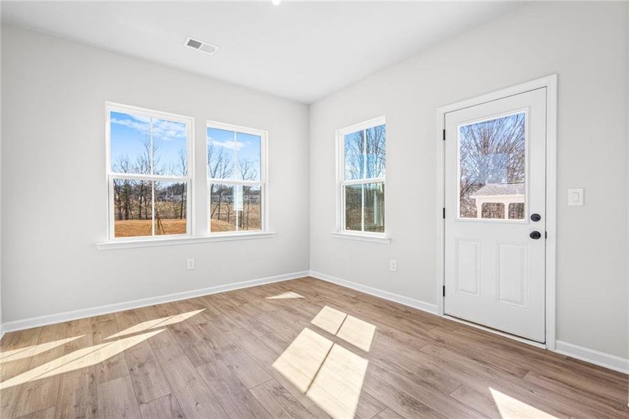 Spacious, unfurnished interior of a new home in Berkeley Mill, Cumming (Image 11).