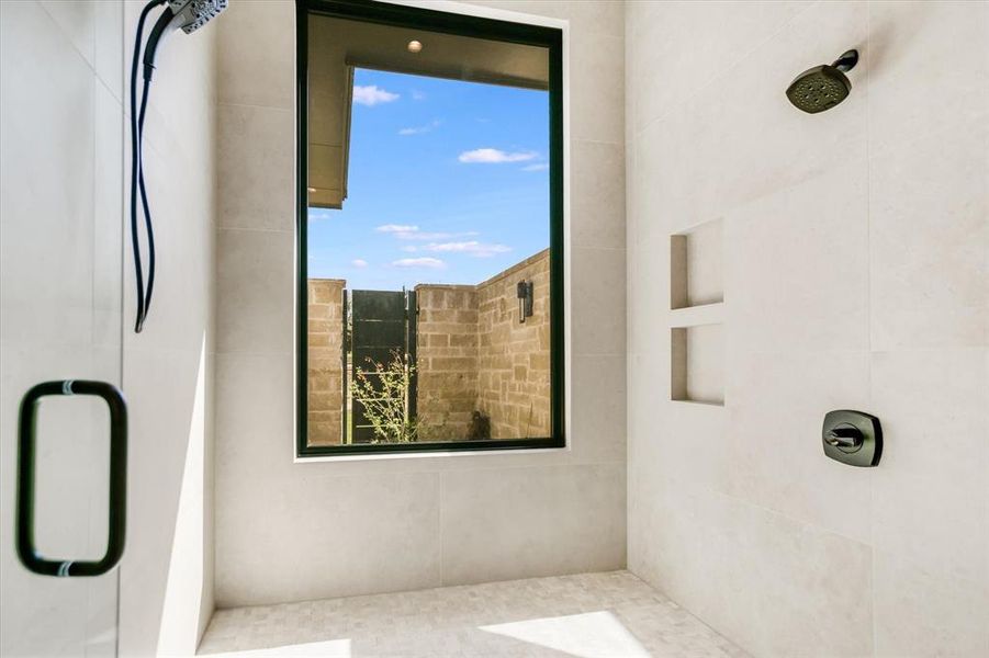 Image 36 of a home in .