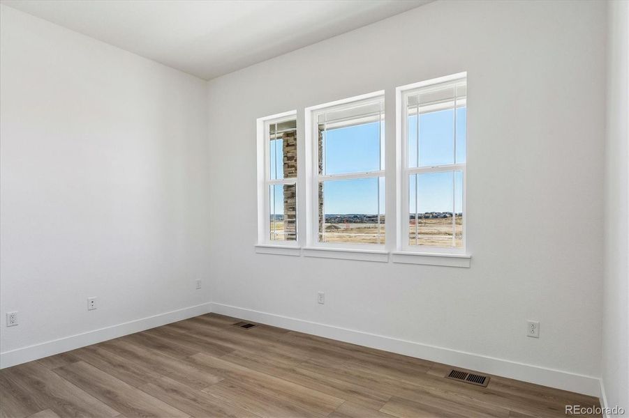 Spacious, unfurnished interior of a new home in The Summit at Meridian, Englewood (Image 15). Spacious, unfurnished interior of a new home in The Summit at Meridian, Englewood (Image 15).