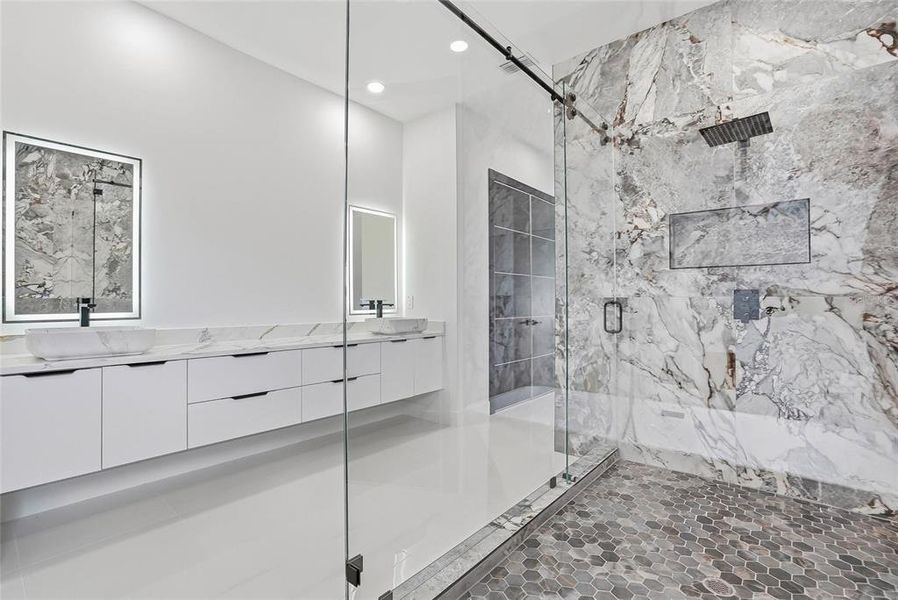 Furnished interior view inside a new home in , Tampa (Image 10).