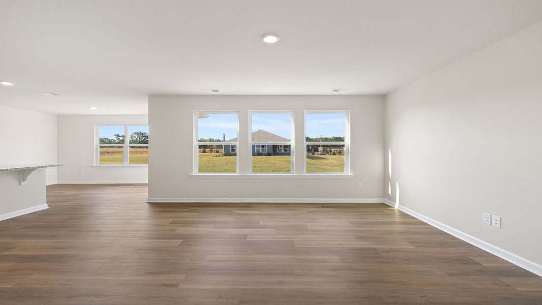 Spacious, unfurnished interior of a new home in Cloverdale Hills, Piedmont (Image 17). Spacious, unfurnished interior of a new home in Cloverdale Hills, Piedmont (Image 17).
