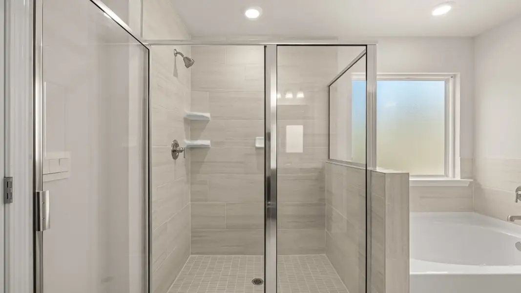 Representative furnished interior of a home built from the Hampshire by D.R. Horton in Heritage Pointe, Senoia (Image 17).