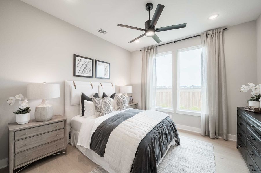 Representative furnished interior of a home built from the Milan by Tri Pointe Homes in Dunham Pointe, Cypress (Image 78).