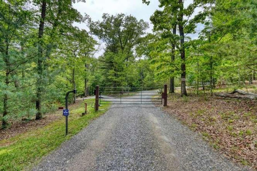 Natural landscape and outdoor views near  in Blairsville (Image 28).