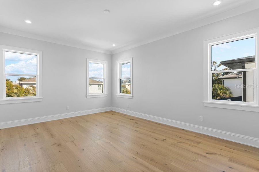 Spacious, unfurnished interior of a new home in , Tampa (Image 41). Spacious, unfurnished interior of a new home in , Tampa (Image 41).