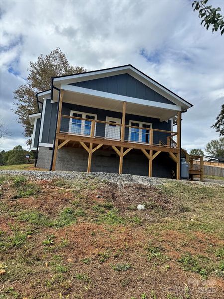 Image 16 of a home in .