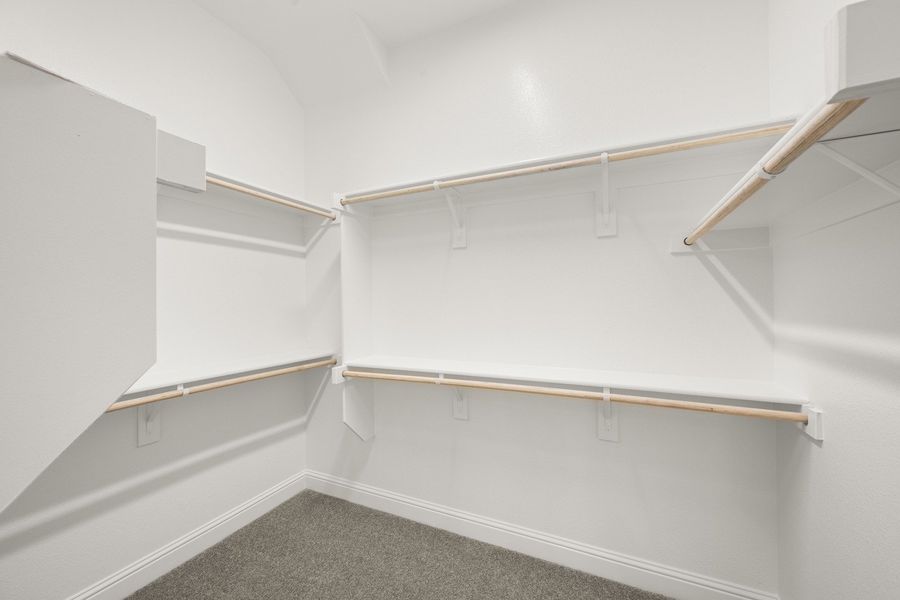 Spacious, unfurnished interior of a new home in Redden Farms - Phase 1, Midlothian (Image 26).
