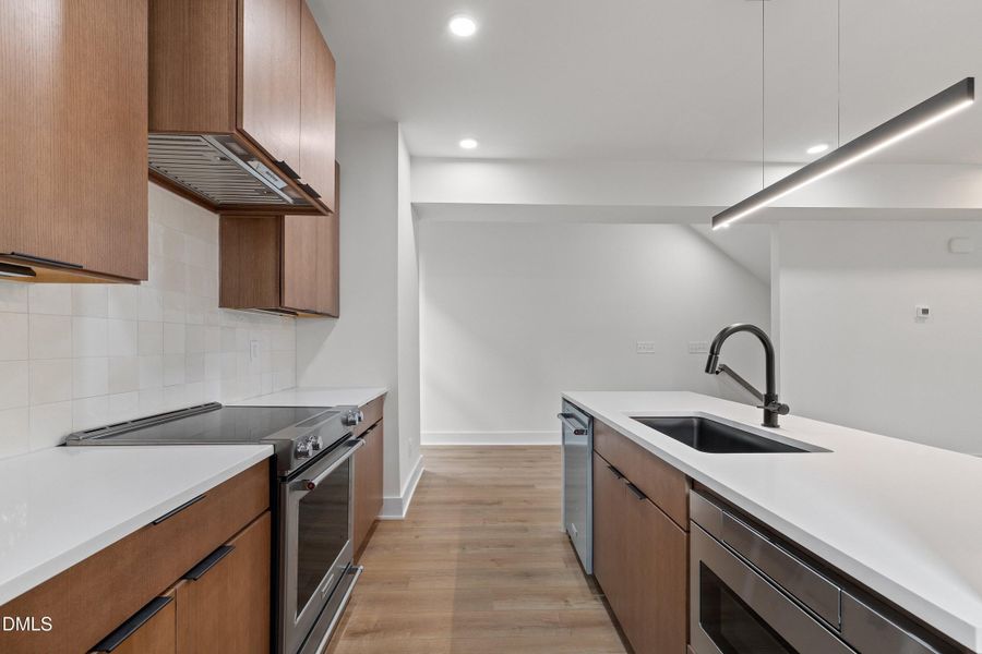 44-512 Gordon St, 1101_0654