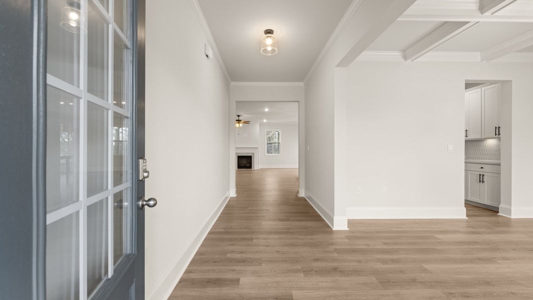 Spacious, unfurnished interior of a new home in Thalley Creek Estates, Cumming (Image 14).