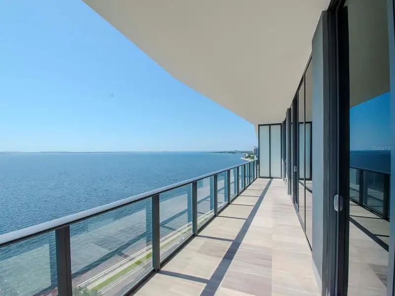 Condo located in Tampa, FL showcasing its design and architecture (Image 32). Condo located in Tampa, FL showcasing its design and architecture (Image 32).