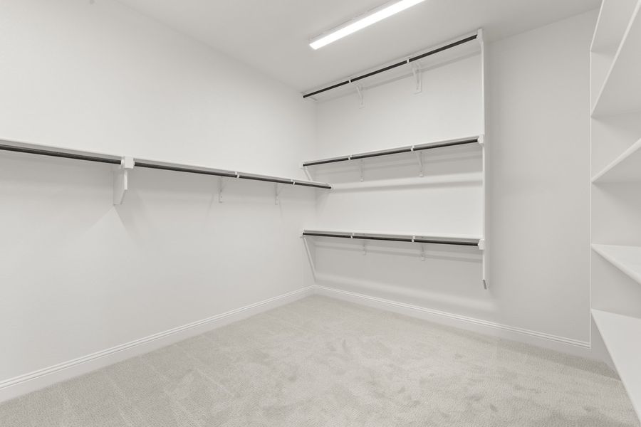 Spacious, unfurnished interior of a new home in Nelson Lake Estates, Rockwall (Image 24).