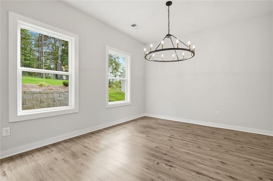 Spacious, unfurnished interior of a new home in , Gainesville (Image 27).