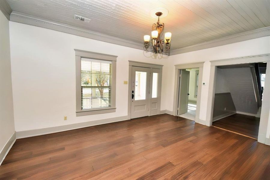 Spacious, unfurnished interior of a new home in , Alba (Image 30).