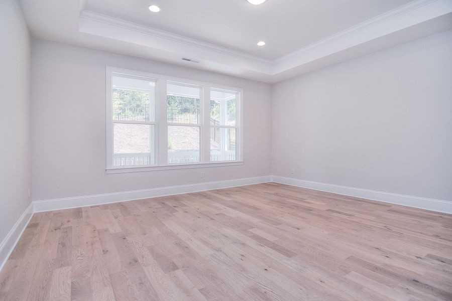 Representative unfurnished interior of a home built from the St Andrews by Greybrook Homes in Edmunds Farm, Clover (Image 43).