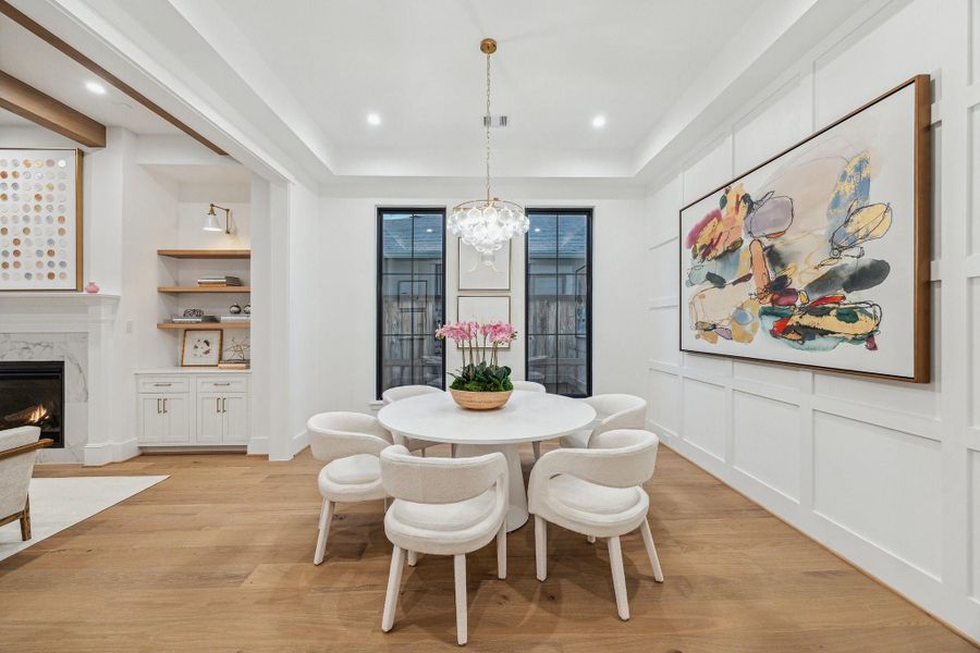 *PHOTOS OF A PREVIOUSLY BUILT HOME * SELECTIONS MAY VARY * PHOTOS SHOW THE SAME FLOOR PLAN AND/ALTERNATIVE FINISHES* PLEASE USE THIS AS A GUIDE ONLY. *PHOTOS OF A PREVIOUSLY BUILT HOME * SELECTIONS MAY VARY * PHOTOS SHOW THE SAME FLOOR PLAN AND/ALTERNATIVE FINISHES* PLEASE USE THIS AS A GUIDE ONLY.