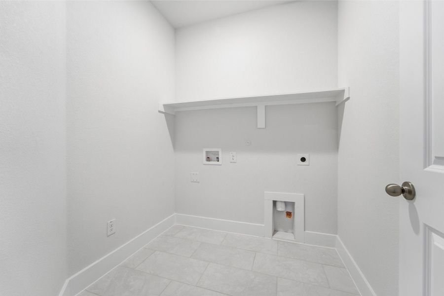 Spacious, unfurnished interior of a new home in Sagebrook, Argyle (Image 46). Spacious, unfurnished interior of a new home in Sagebrook, Argyle (Image 46).