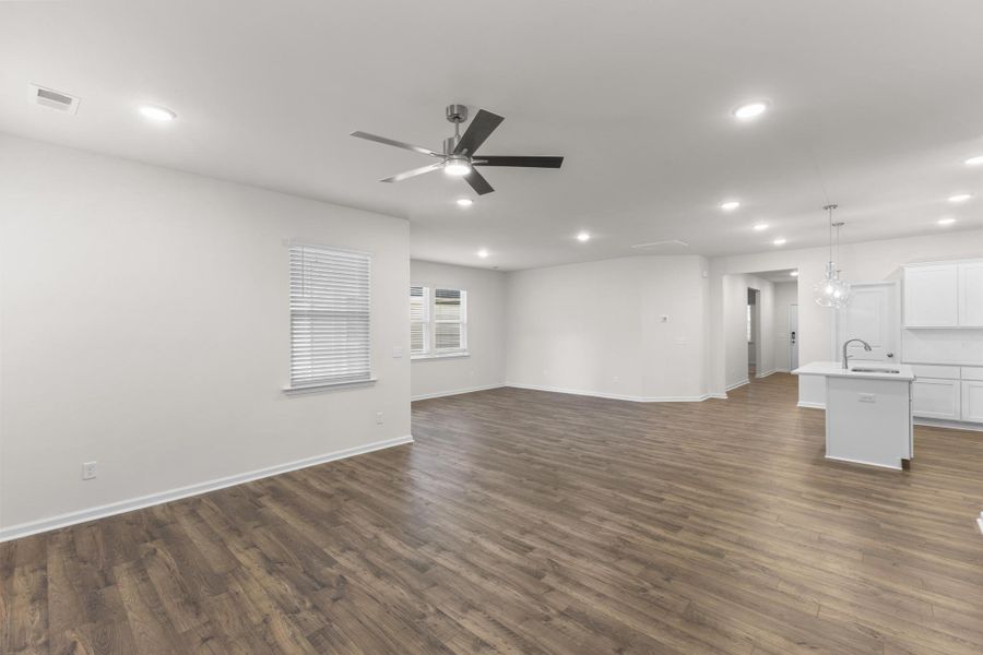 Spacious, unfurnished interior of a new home in Hitchcock Preserve 55', Aiken (Image 22).